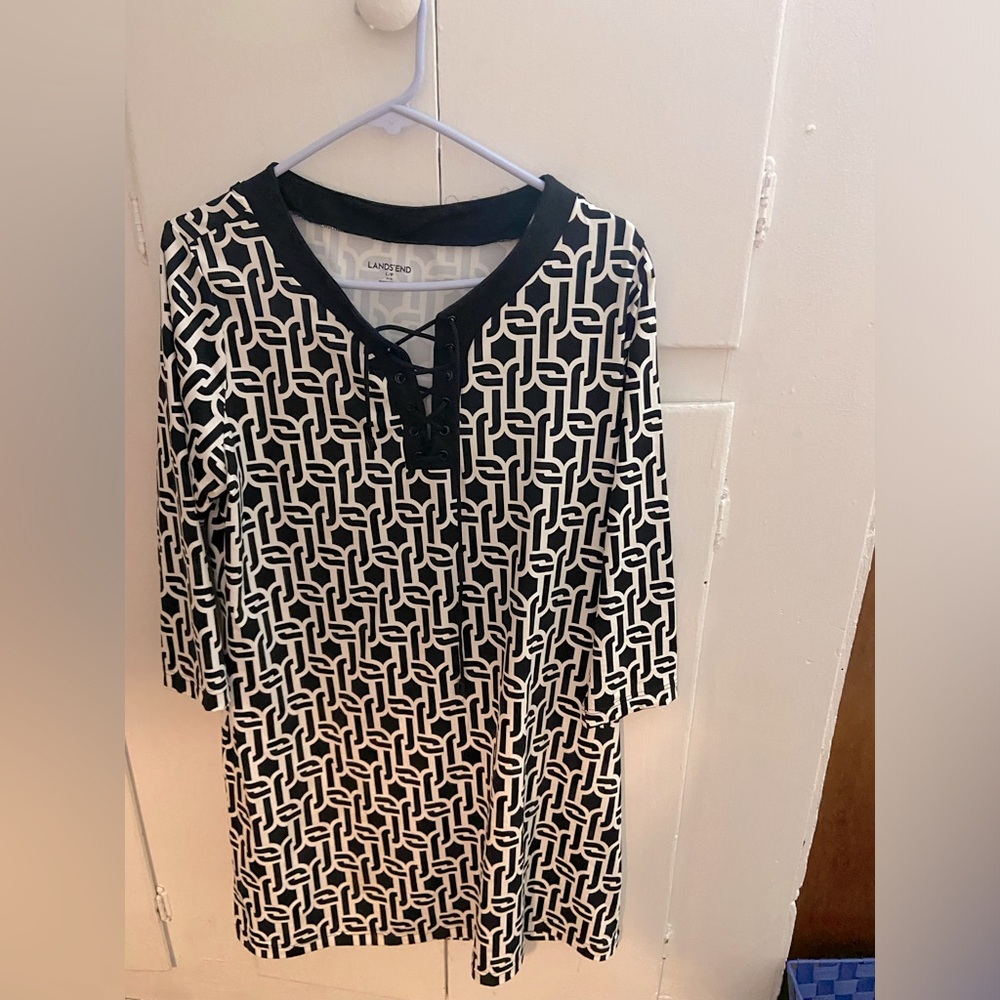 Women’s swimsuit coverup